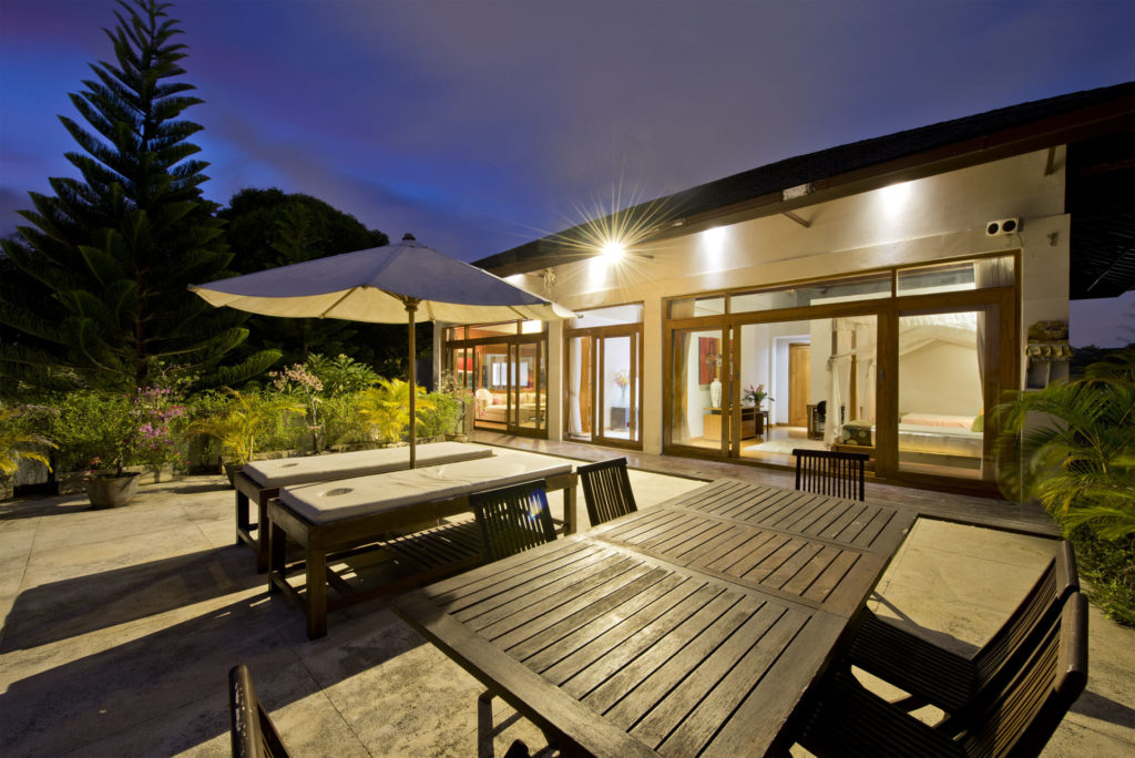 Villa scene